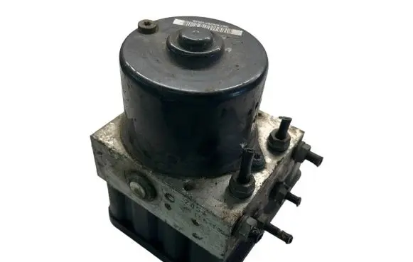 Volkswagen Golf Plus ABS Pump 1K0907379Q 00005305F3 10096003553