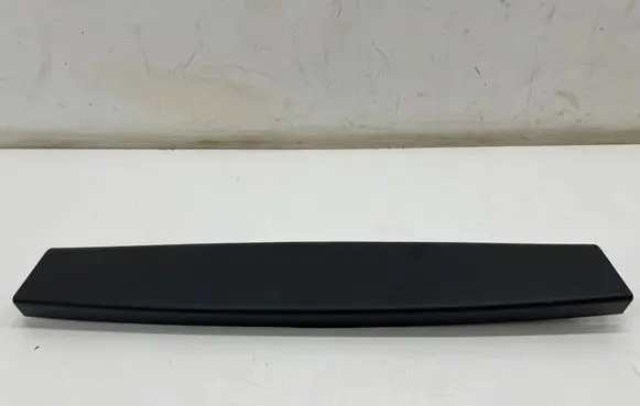 (D)pillar trim (top)
