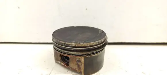 Mercedes-Benz CLK A209 C209 Piston 2710306617 2710302217 2710302317