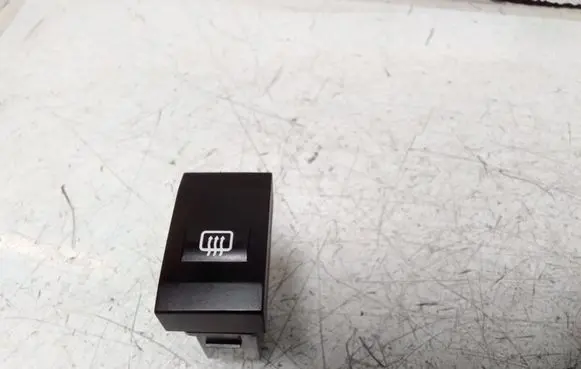 KIA Sorento Windscreen/window heater switch 864W030003