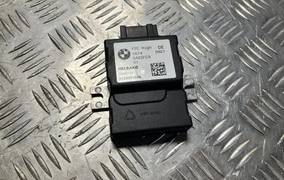 BMW 3 G20 G21 Fuel pump relay 5A25FC9
