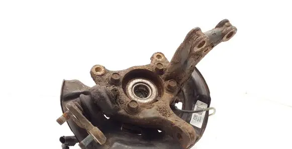 Toyota Auris 150 Front wheel hub 4321102170