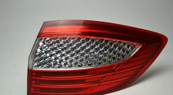 Ford Mondeo MK IV Rear/tail lights 7S7113404B