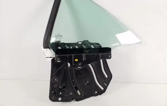 Mercedes-Benz SL R230 Rear side window 