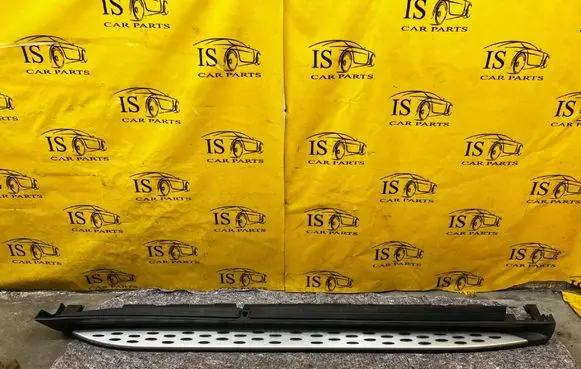 Mercedes-Benz GL X166 Sill A1666980525 A1666900310