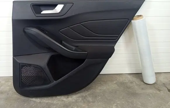 Ford Focus Coupe rear side trim panel BOCZEKPTFOCUS