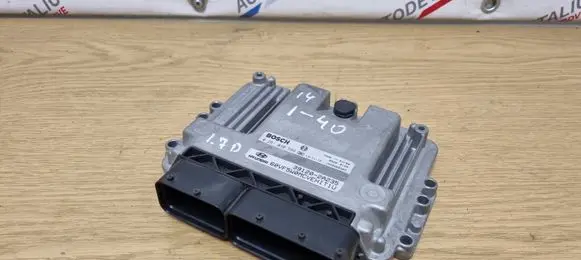 Hyundai i40 Engine control unit/module 391202A235