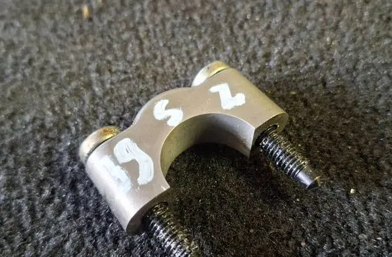 BMW 5 E39 Camshaft holder 