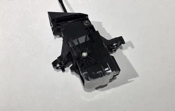 Lexus CT 200H Gear shifter/selector 75c833