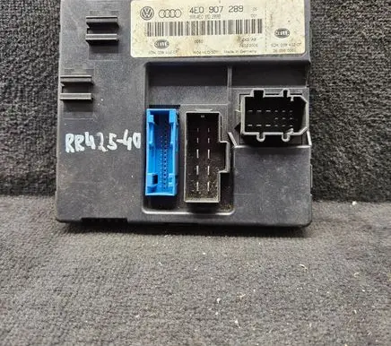Audi A8 S8 D3 4E Comfort/convenience module 4E0907289 4E0910289B