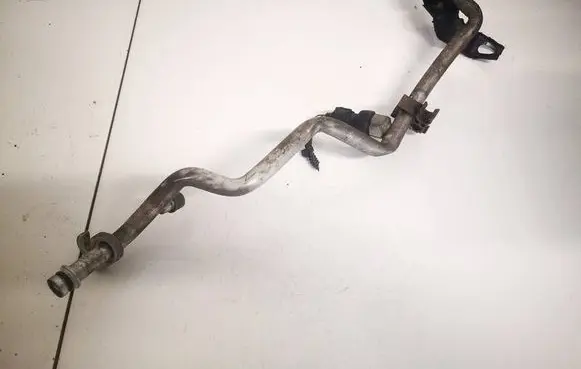 Air conditioning (A/C) pipe/hose
