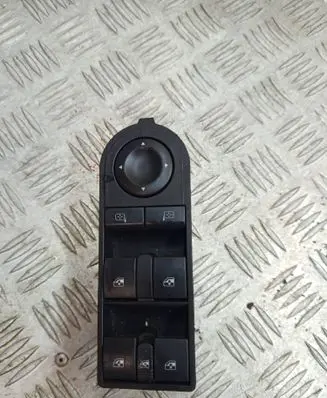 Opel Astra H Electric window control switch