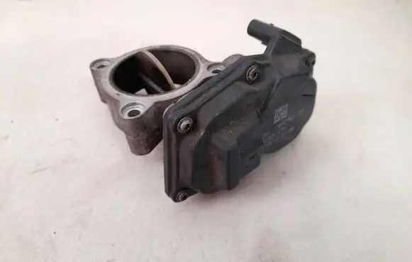 BMW 5 F10 F11 Throttle valve 13547810752 10378517