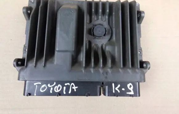 Lexus RC Engine control unit/module 8966124D40