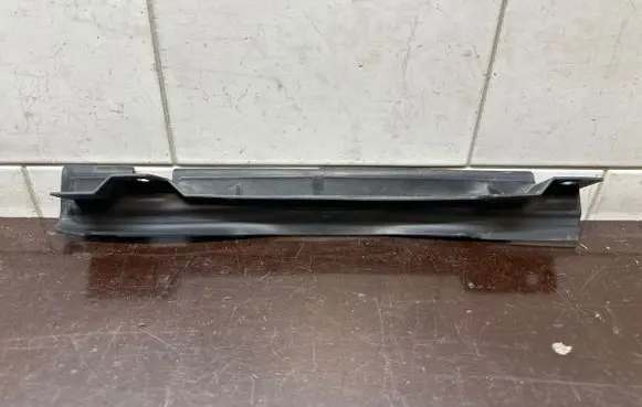 Audi A1 Radiator trim 8X0121331
