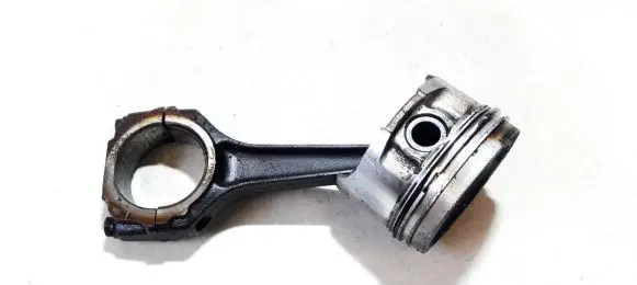 Renault Laguna I Piston with connecting rod