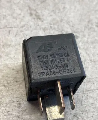 Volkswagen Sharan Other relay 7m0951253a