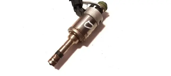 Jaguar XE Fuel injector 0261500 H4P39F