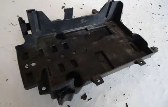 Opel Mokka Battery tray 95933269