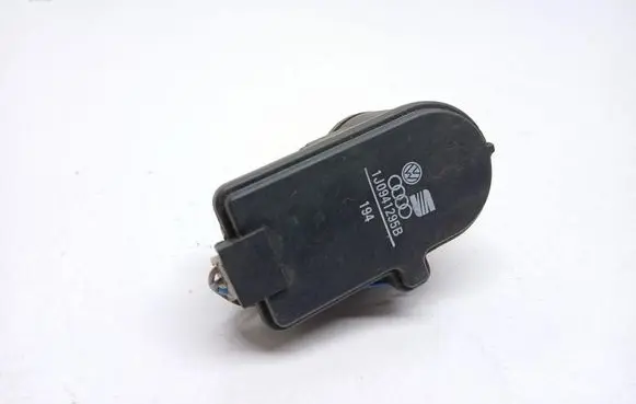 Seat Leon (1M) Headlight level adjustment motor 1J0941295B