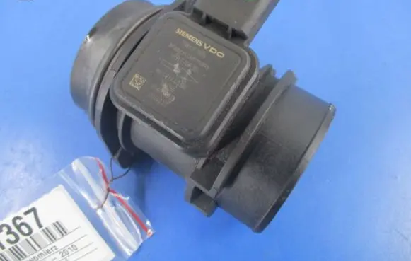 Mazda 2 Mass air flow meter 9647144080