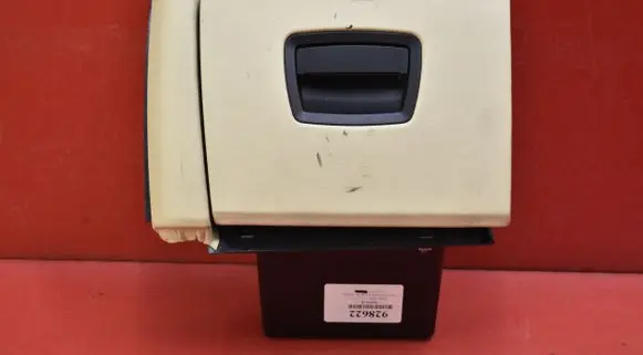 BMW 7 F01 F02 F03 F04 Glove box 9143958