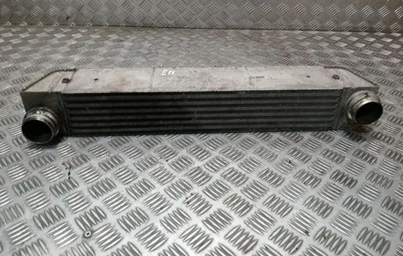 BMW 5 E60 E61 Intercooler radiator