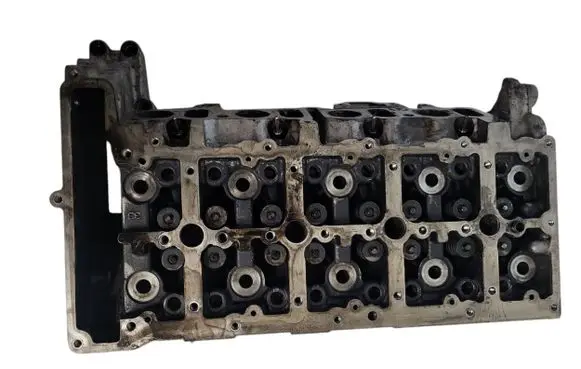 BMW 5 F10 F11 Engine head 781260303