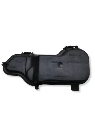 Volvo V70 Headlight/headlamp dust cover 63302