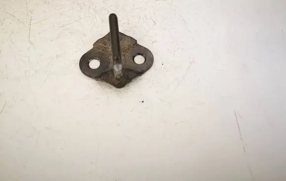 Toyota Avensis T250 Rear door lock loop/hook striker 