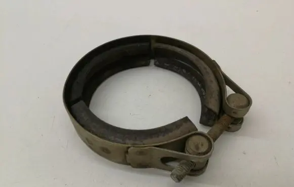 Volkswagen PASSAT B8 Muffler pipe connector clamp 1K0253725