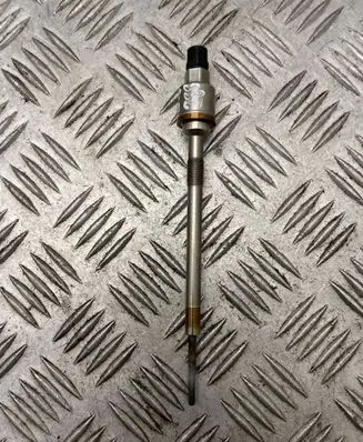 Opel Insignia A Glow plug 55590467