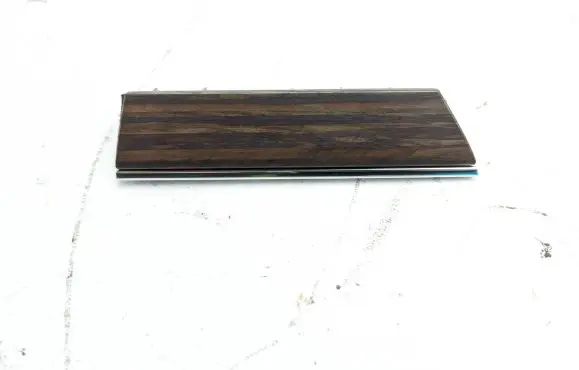 Chevrolet Tahoe Panel trim 84863259
