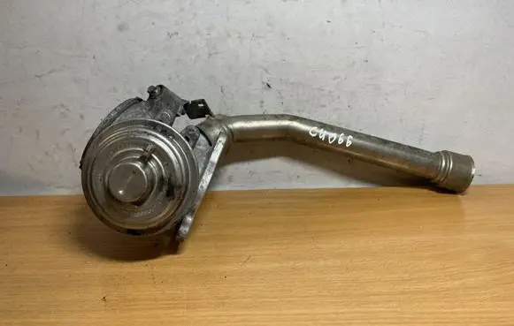 Mercedes-Benz E W210 EGR valve A6110900754 C4066