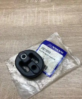Volvo S40, V40 Muffler mount bracket/holder 30873099