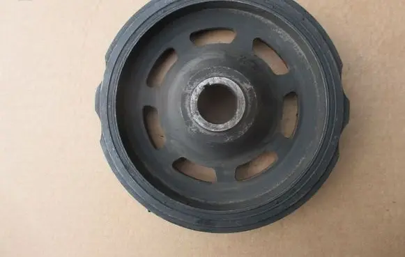 Mercedes-Benz Vito Viano W638 Crankshaft pulley