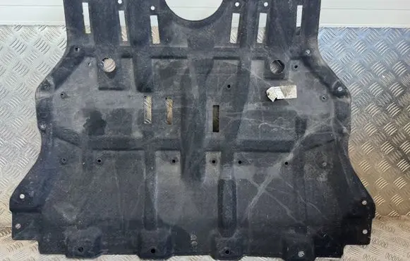 Renault Austral Engine splash shield/under tray 758925341R