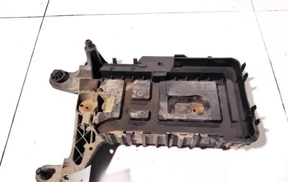 Volkswagen Touran II Battery box tray cover/lid 1k0915325b 1k0.915.325.b