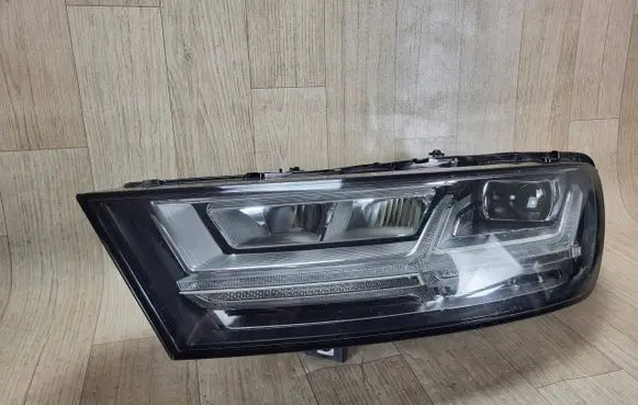 Audi Q7 4M Headlight/headlamp 4M0941033B 7PP941572AB 4M0907397AC