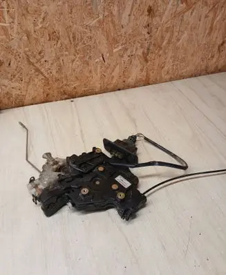 Volkswagen Caddy Sliding door lock 2K0843654AG 01072042007