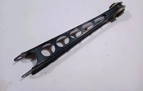Chevrolet Camaro Rear suspension control arm 23415095