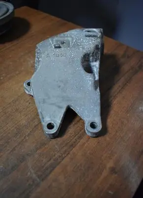 BMW X3 G01 Engine mount bracket 6864593