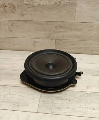 Audi A4 S4 B6 8E 8H Front door speaker 8E0035411