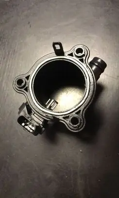 BMW 1 F20 F21 Mass air flow meter 7638457