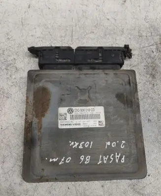 Volkswagen PASSAT B6 Engine control unit/module 03G906018CD