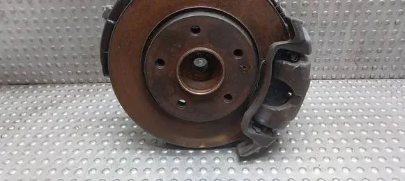 Mercedes-Benz A W168 Front wheel hub spindle knuckle 6814