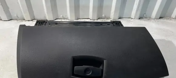 BMW 5 E60 E61 Glove box 51167034079