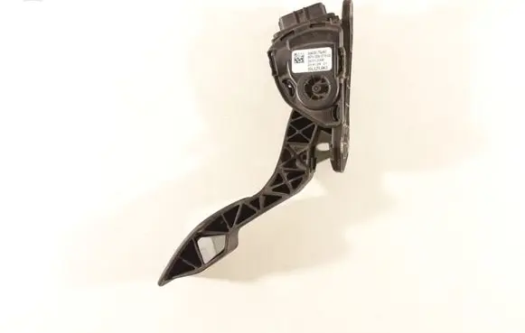 Suzuki SX4 Accelerator throttle pedal 4940079J40 6PV00907402 74632100