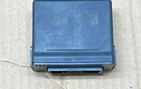 Toyota Land Cruiser (J150) Comfort/convenience module 8922760100 9C06 17581210780