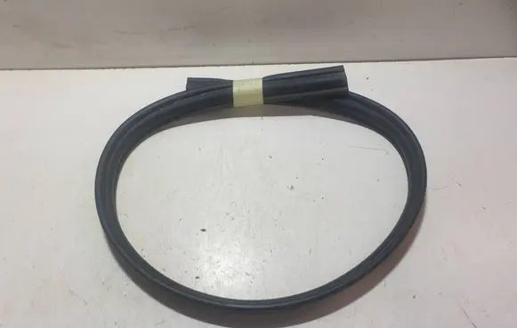 Volvo XC60 Engine compartment rubber 
